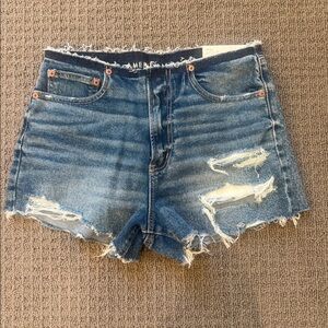 90’s Boyfriend Short